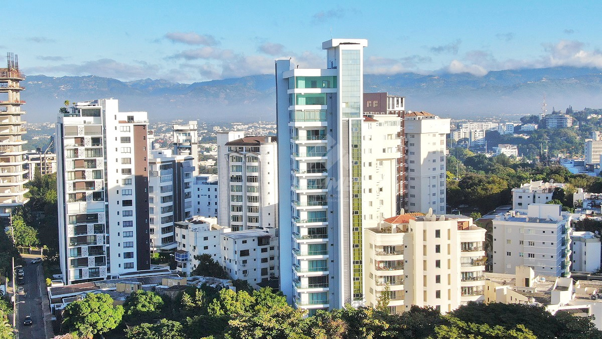 apartamentos - ESPACIOSO AMUEBLADO VISTA MONUMENTO LA TRINITARIA STGO.