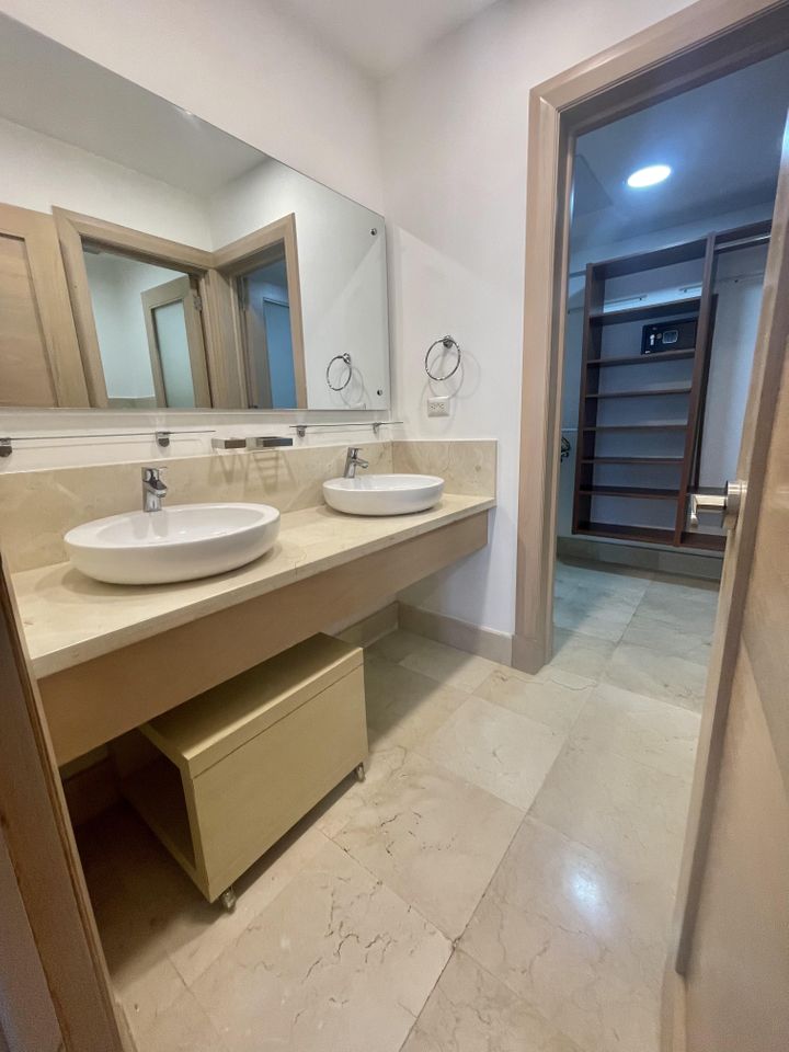 apartamentos - Apartamento amueblado en Piantini  5