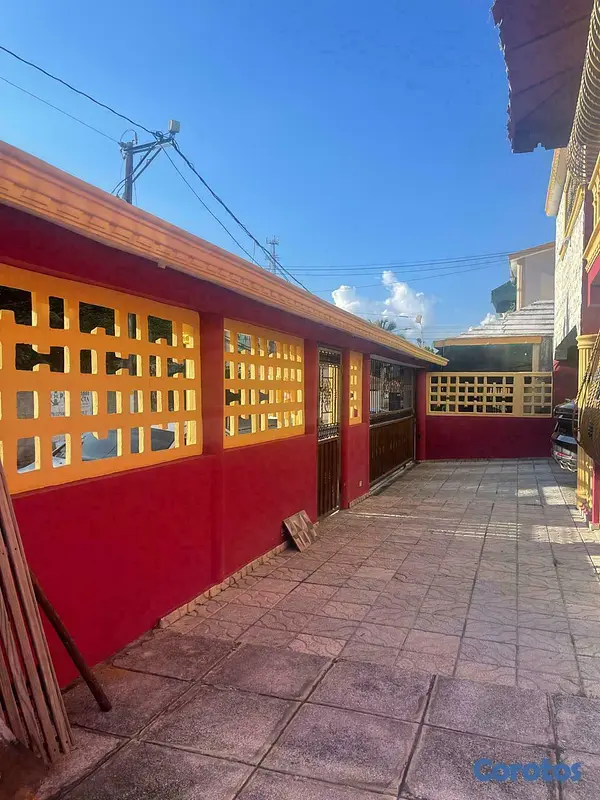 casas - SE VENDE  ESTA  CASA DE 2 NIVELES  2