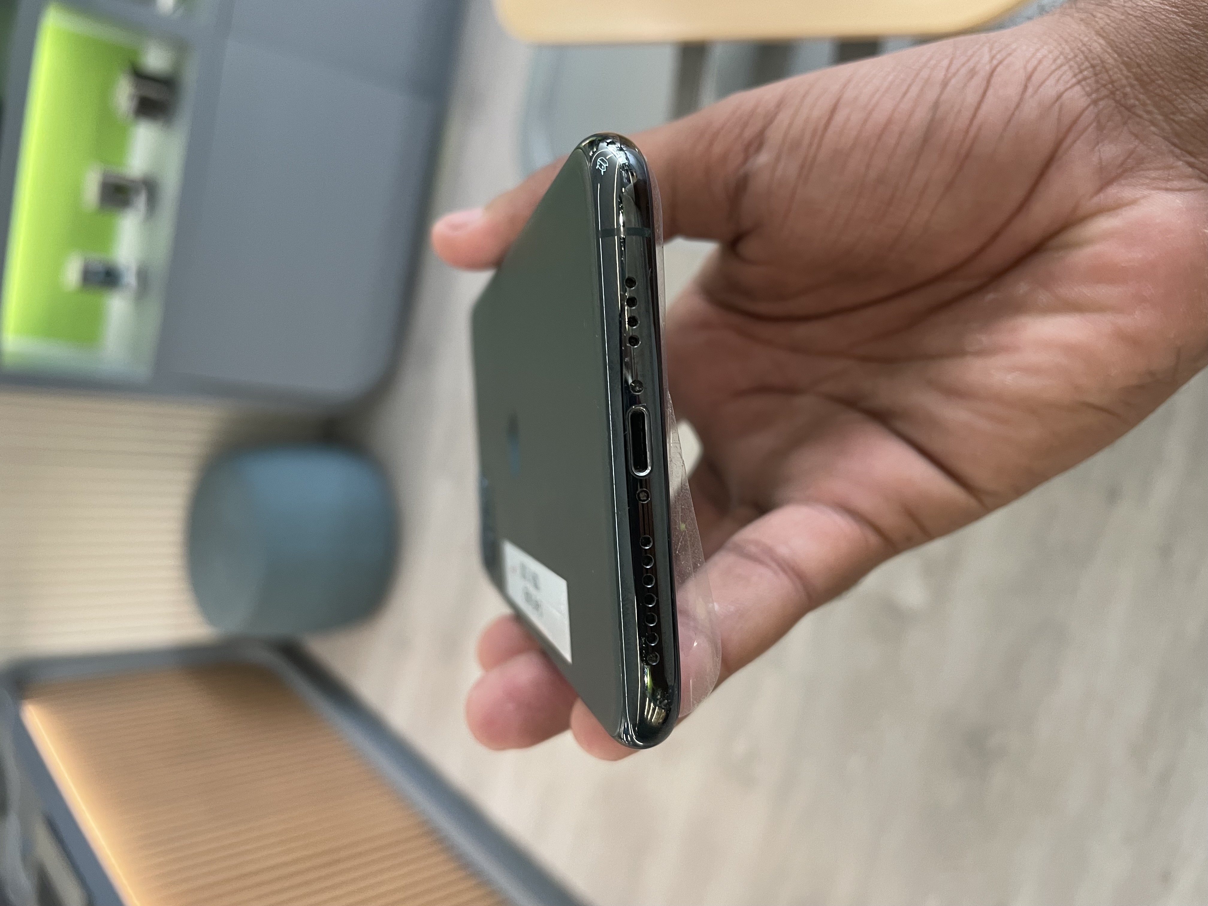 celulares y tabletas - IPHONE 11 PRO MAX 64GBBATERÍA 100% 1
