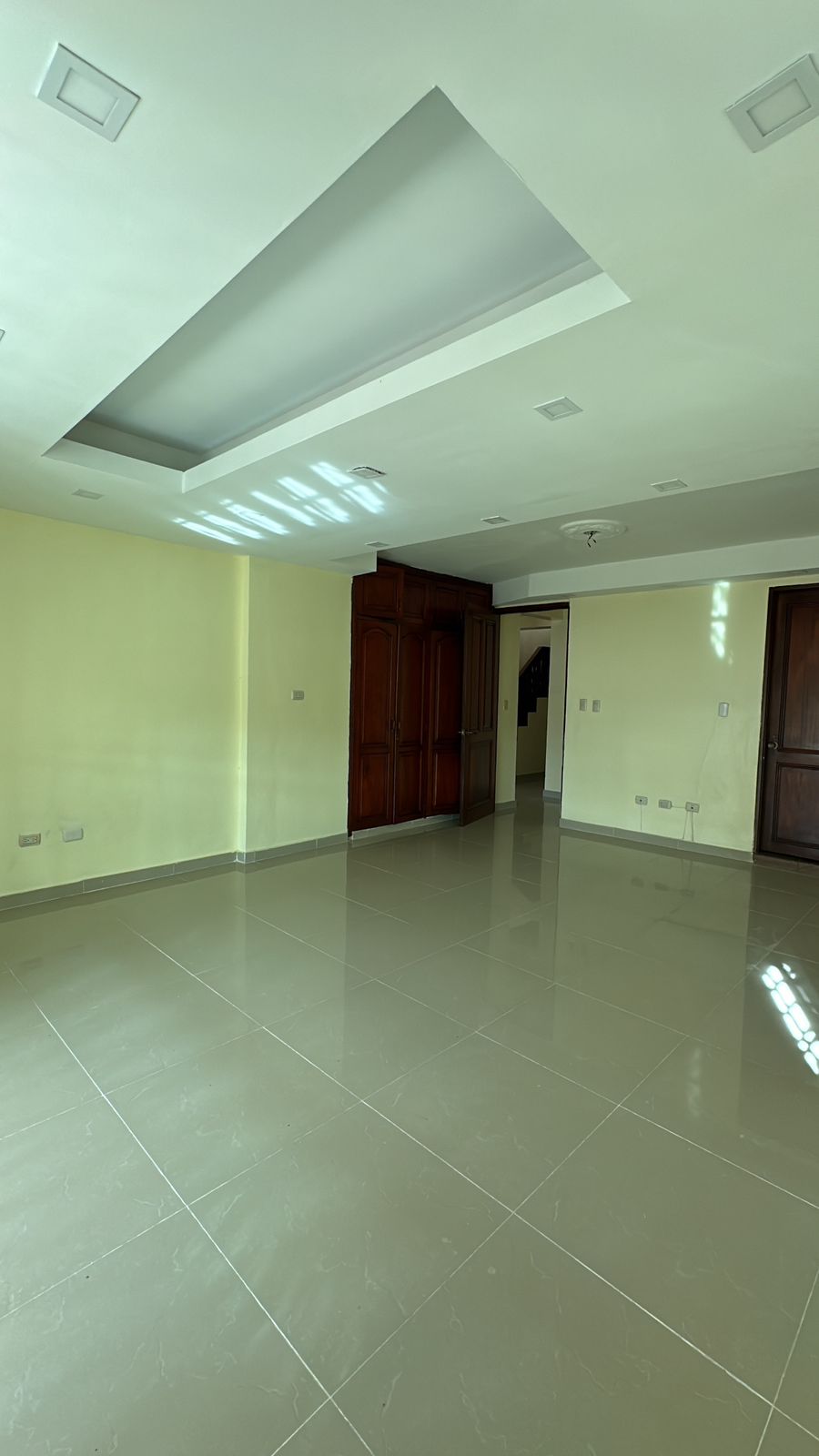 casas - Casa en venta con 4 Hab. piscina Mirador del este 9