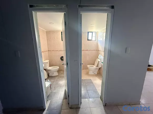 oficinas y locales comerciales - Nave Industrial en Las Americas 450 M2 5