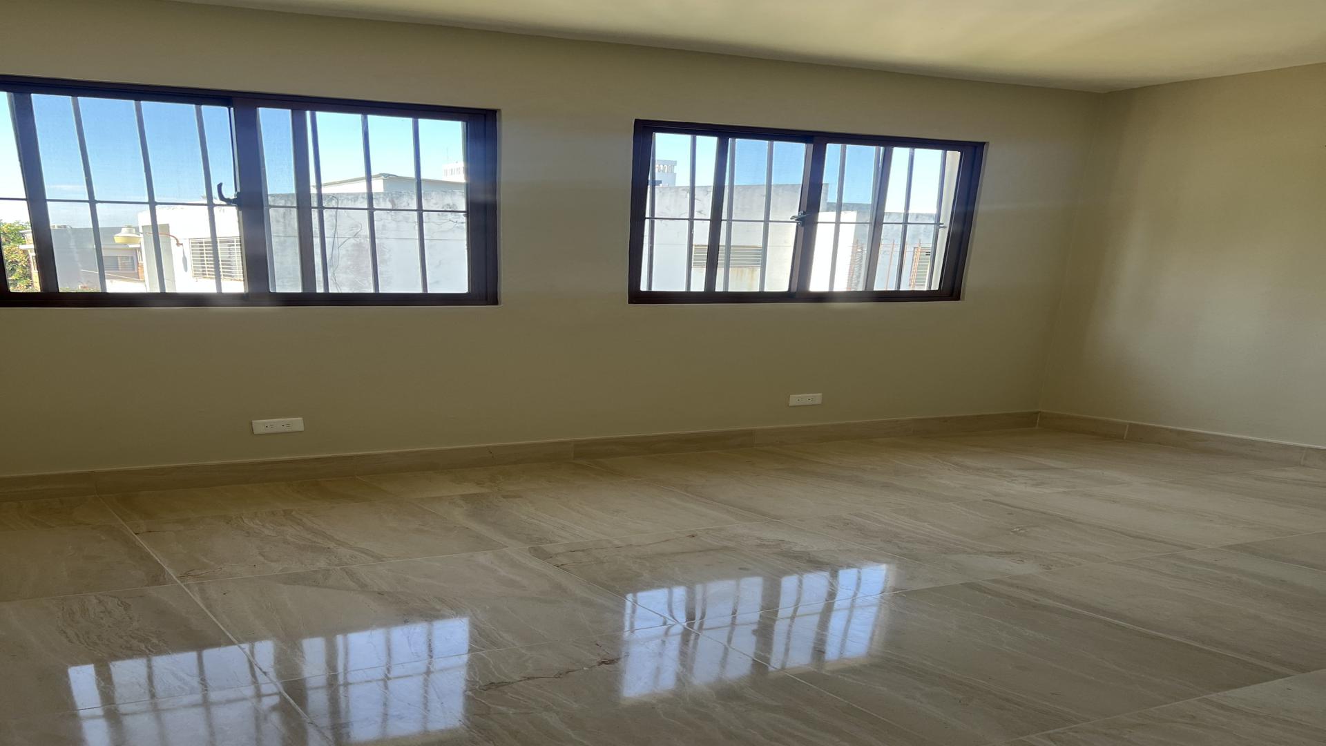 casas - Casa en Alquiler de 4 habitaciones en Paraiso 3