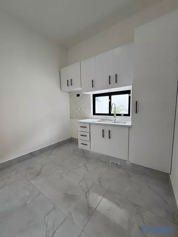 casas - vendo casa Arroyo hondo espectacular 4 habitaciones con baño 7 parqueos  12