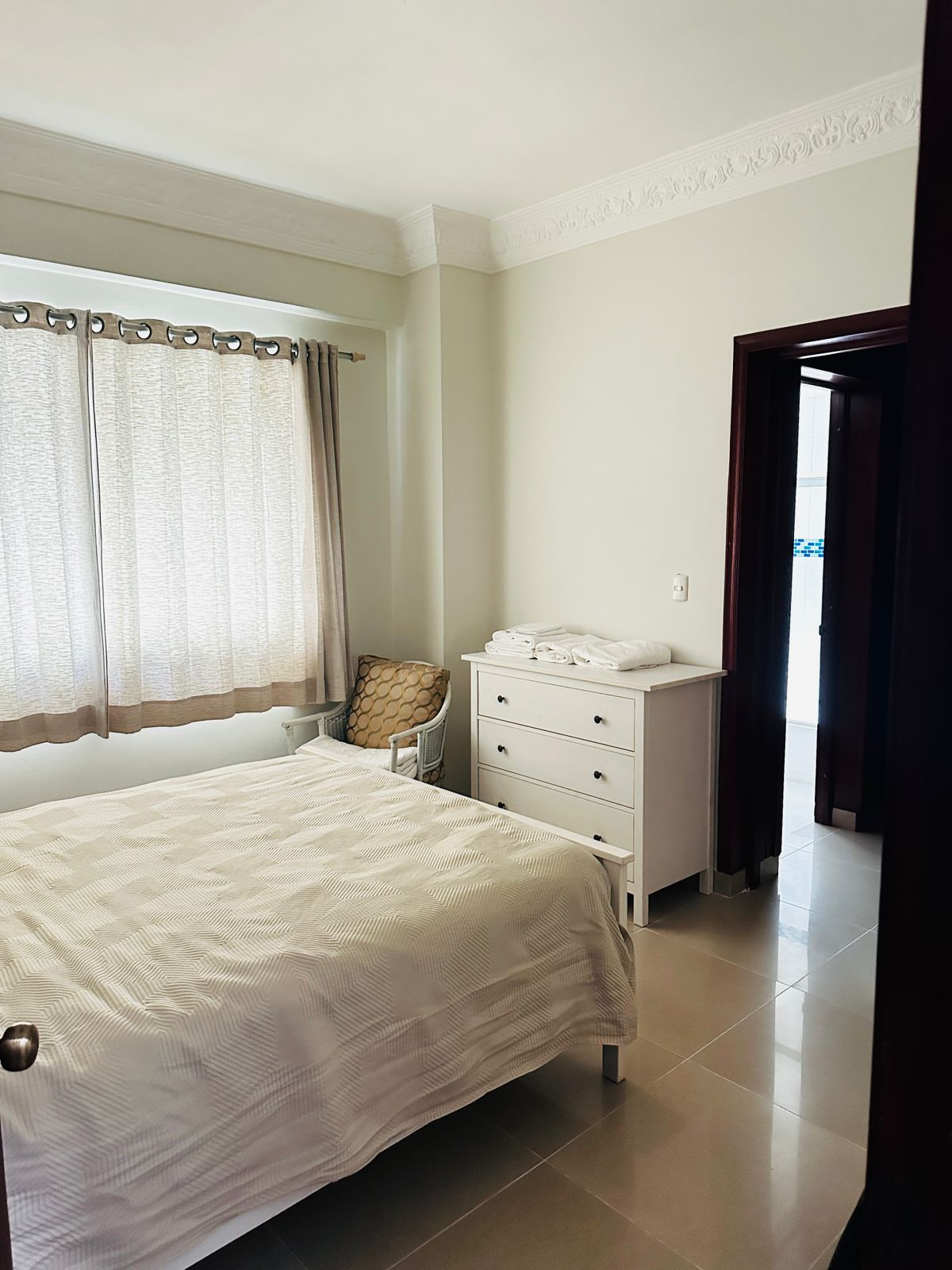 apartamentos - Alquilo apartamento amueblado en Bella Vista  4