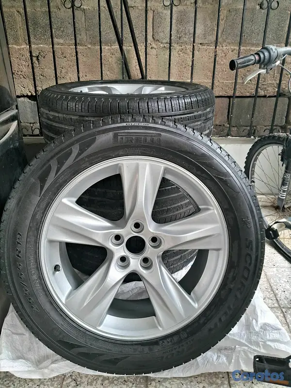 accesorios para vehiculos - Gomas con sus aros de toyota Highlander 2015/2022  6