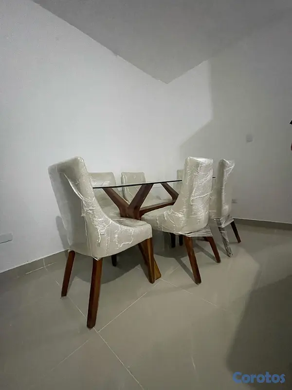 muebles y colchones - vendo comedor nuevo,moderno de caoba y mueble importados,vendo juntos o separado 4