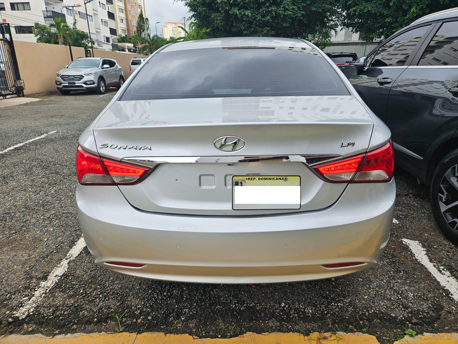 carros - ¡HYUNDAI SONATA 2015 LPI COMO NUEVO! Un Solo Dueño 3