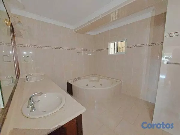 apartamentos - Apartamento en alquiler en Bella Vista de Cinco habitaciones 8