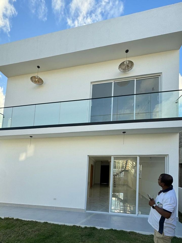casas vacacionales y villas - Villa en el Residencial bavaro Punta Cana Nueva 8