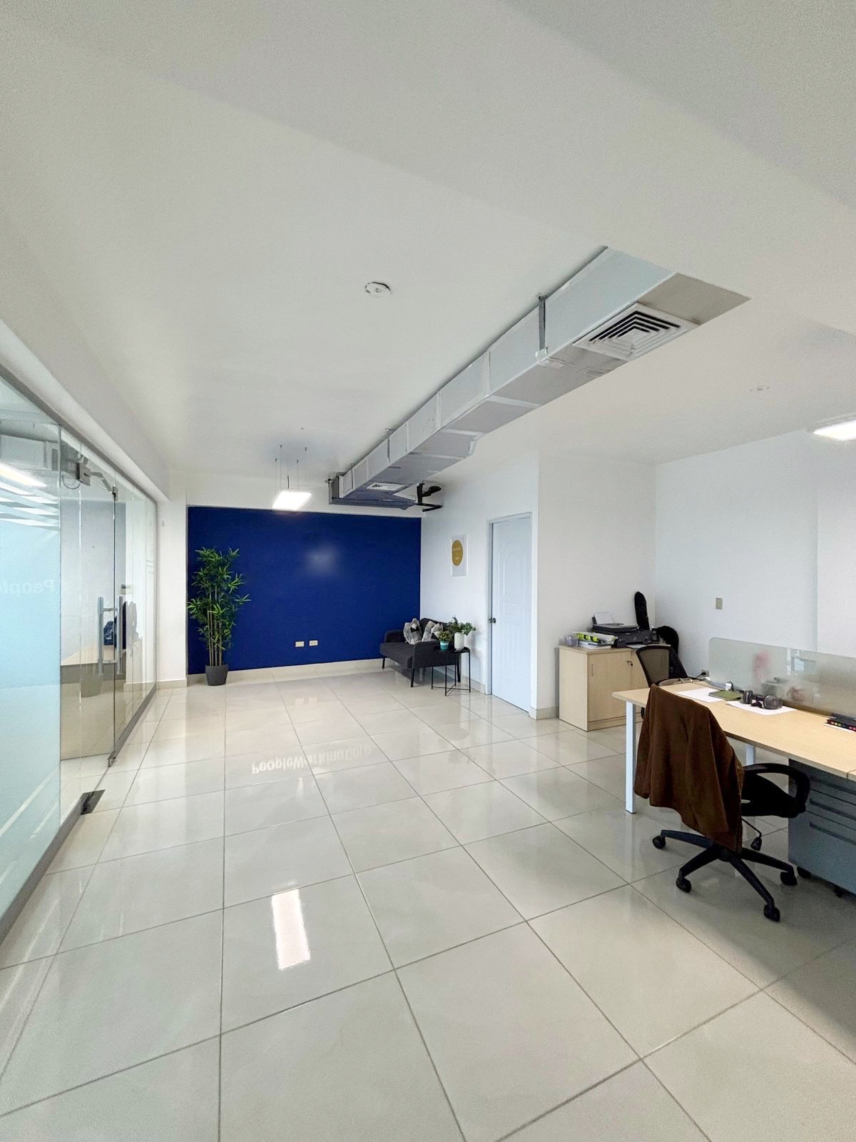 oficinas y locales comerciales - Venta de local de oportunidad  1