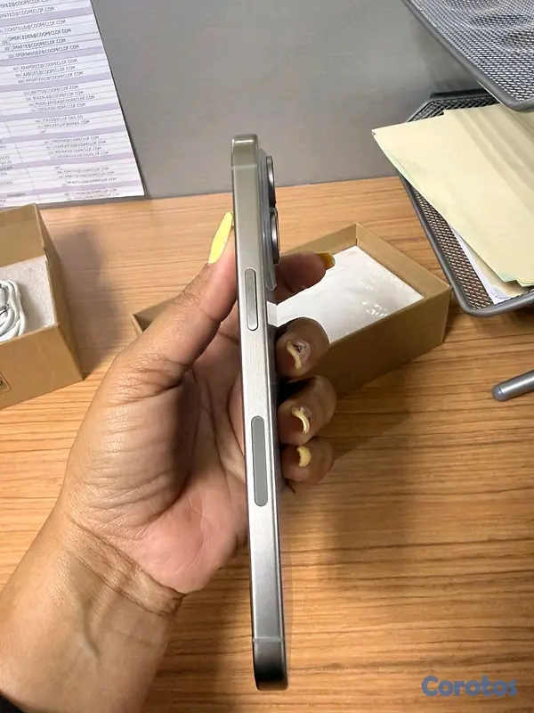 celulares y tabletas - iPhone 15 Pro max total mente factory  8