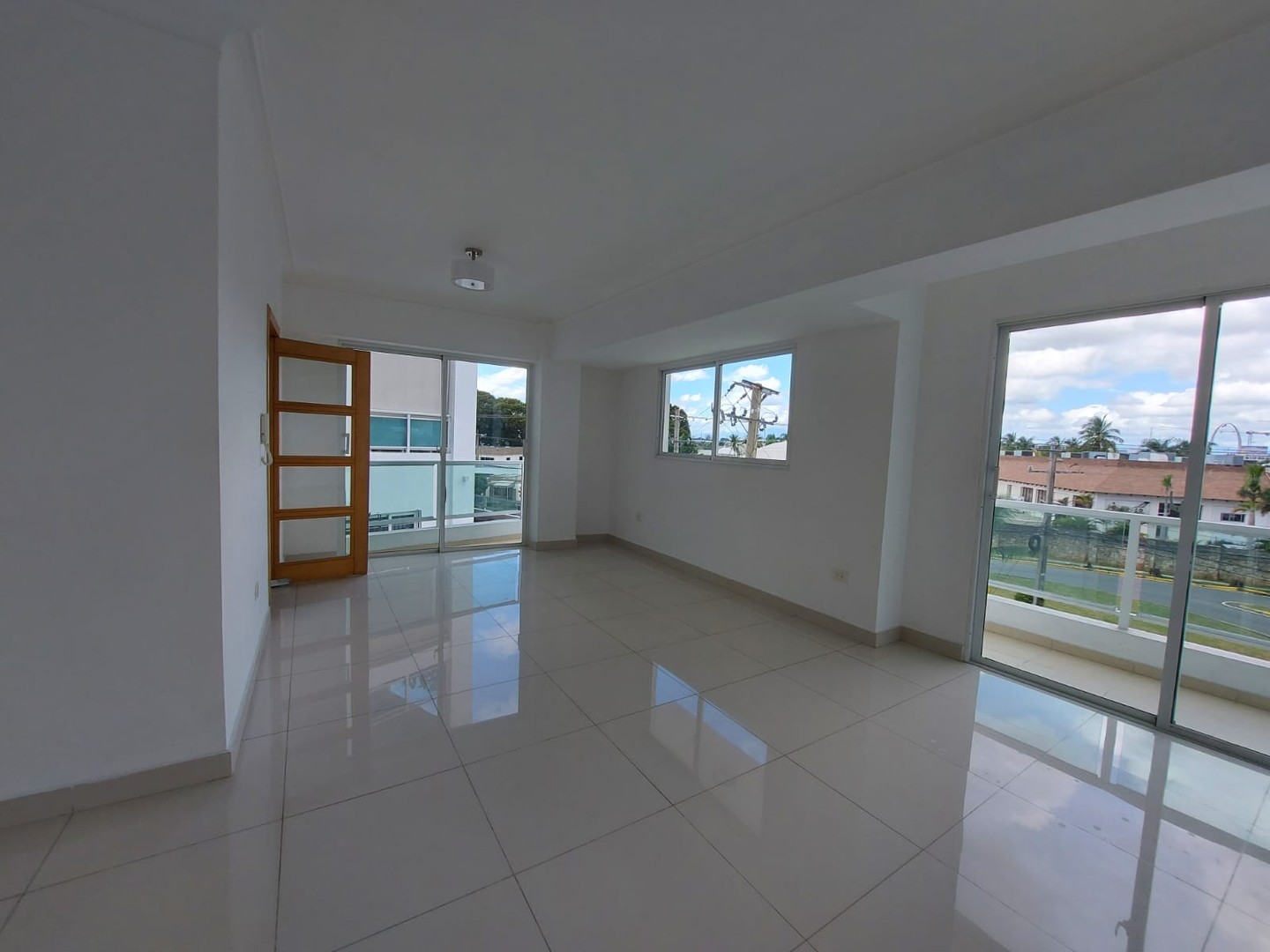 apartamentos - VENDO Hermoso y Amplio Apartamento de 2 Habitaciones En El Renacimiento 