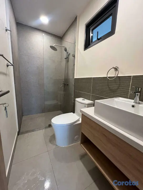apartamentos - Rento Apto Torre Nueva en Urb. Fernandez 8