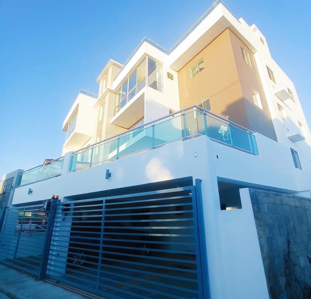apartamentos - Venta de apartamento en la autopista de san Isidro prado oriental con terraza  1