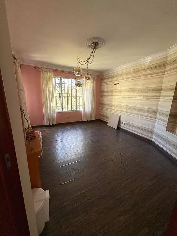 casas - Casa en alquiler Urbanización Fernandez de 4 Hab. 8