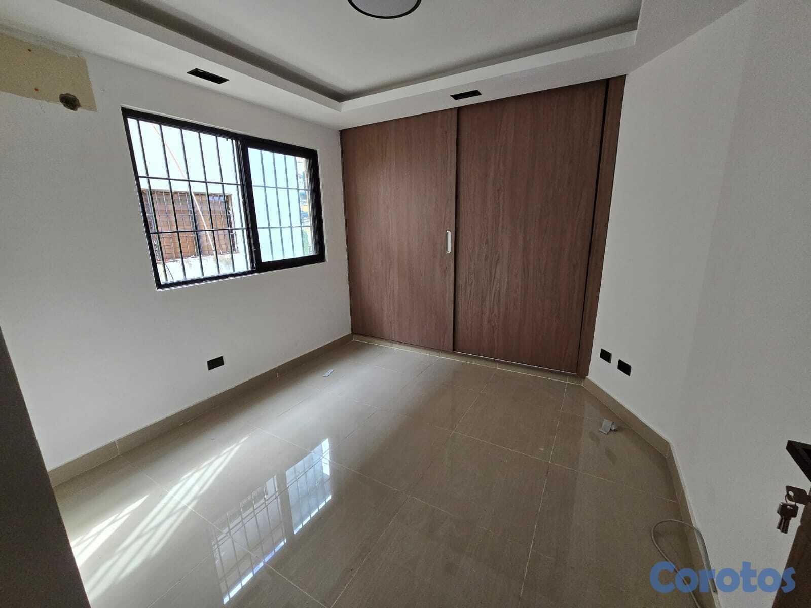 apartamentos - Apartamento en venta en Colinas de los Rios 2do Pi 3