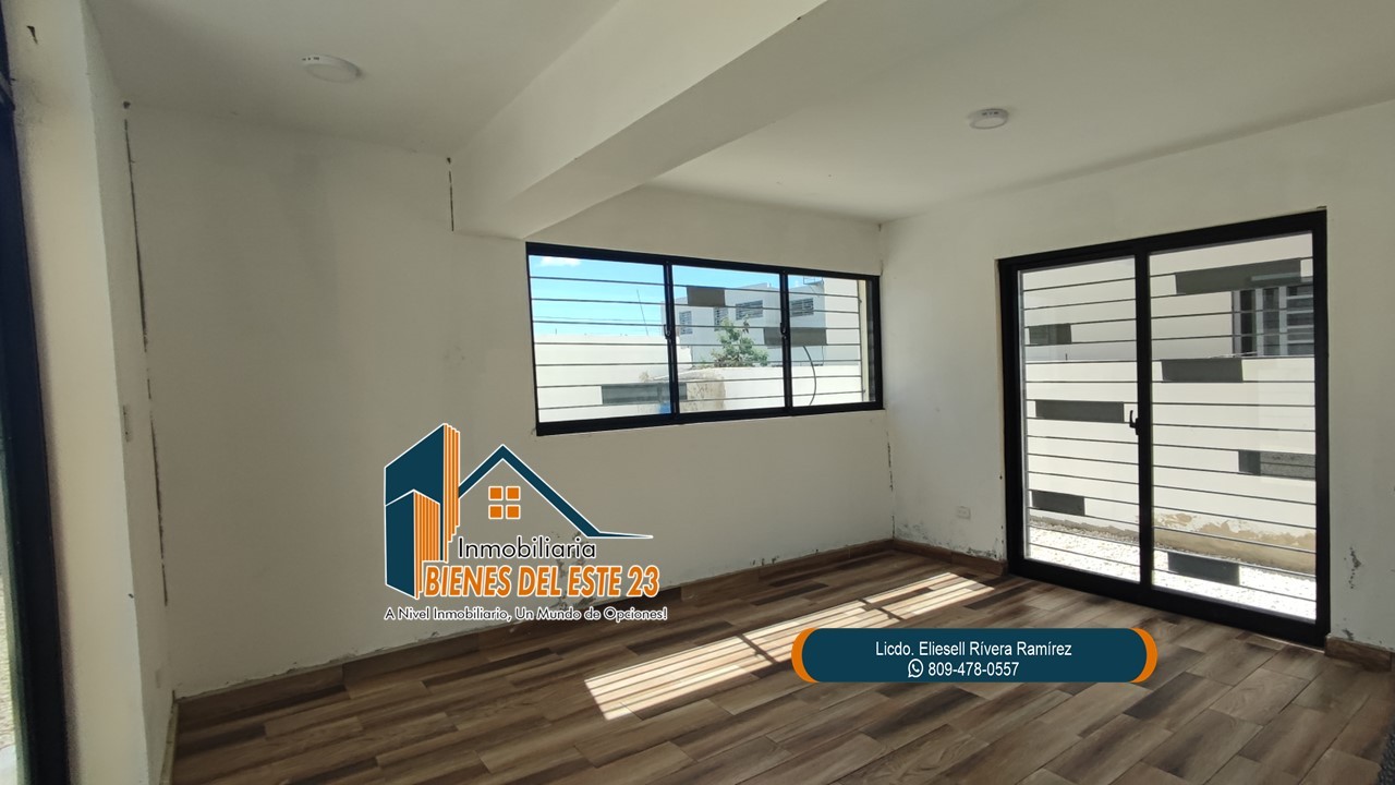 casas - En Venta Casa con Terminación de Alta Calidad Muy Espaciosa  y Moderna  4