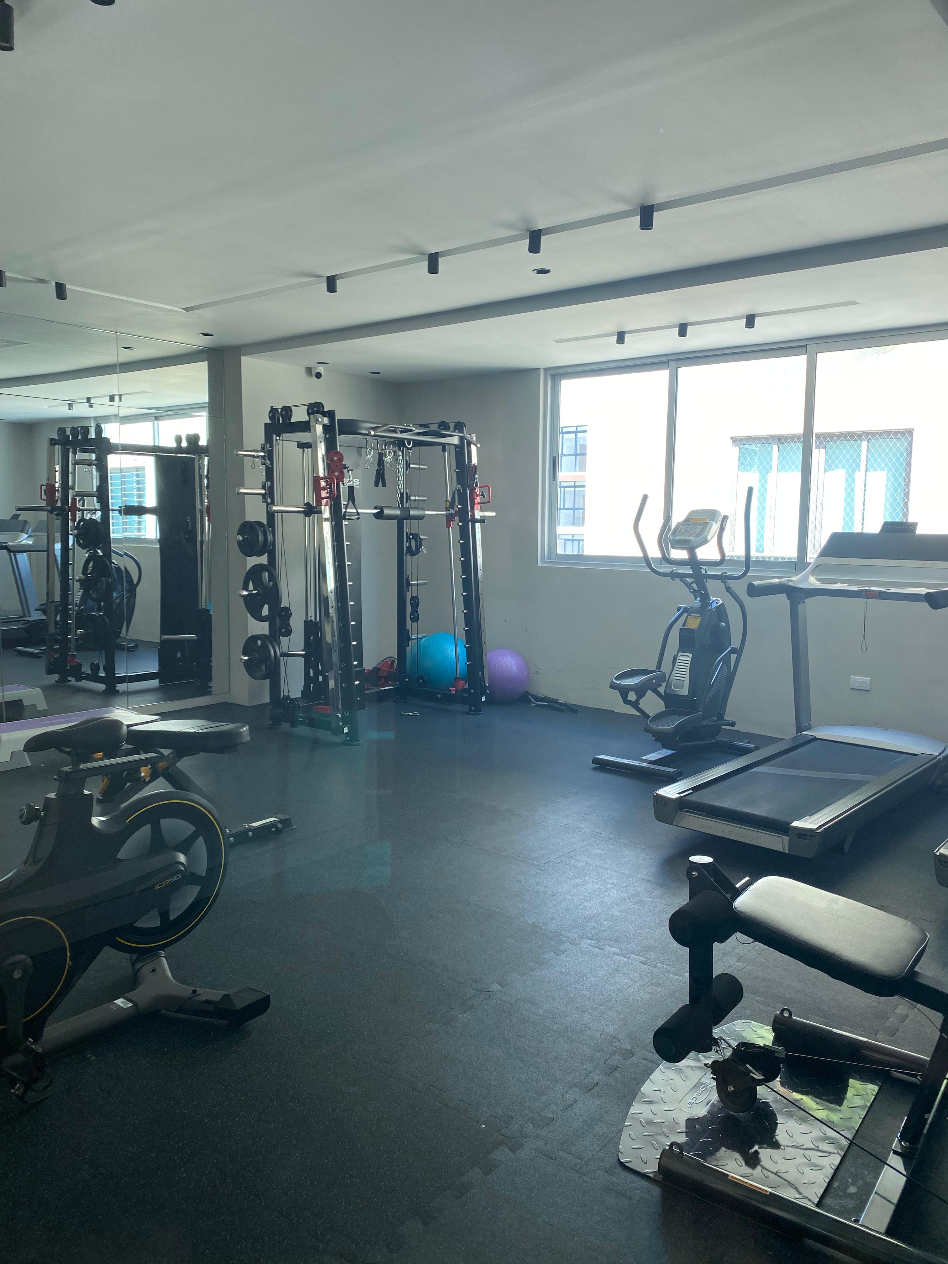 apartamentos - Alquiler con línea blanca en Evaristo Morales 9