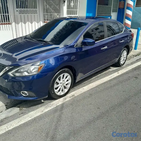 carros - Nissan Sentra SV 2018 en Piel 2