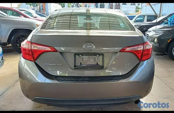 carros - 2019 Toyota Corolla  2