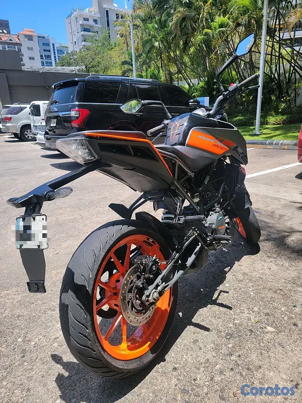 motores y pasolas - KTM Duke 200 2023 5