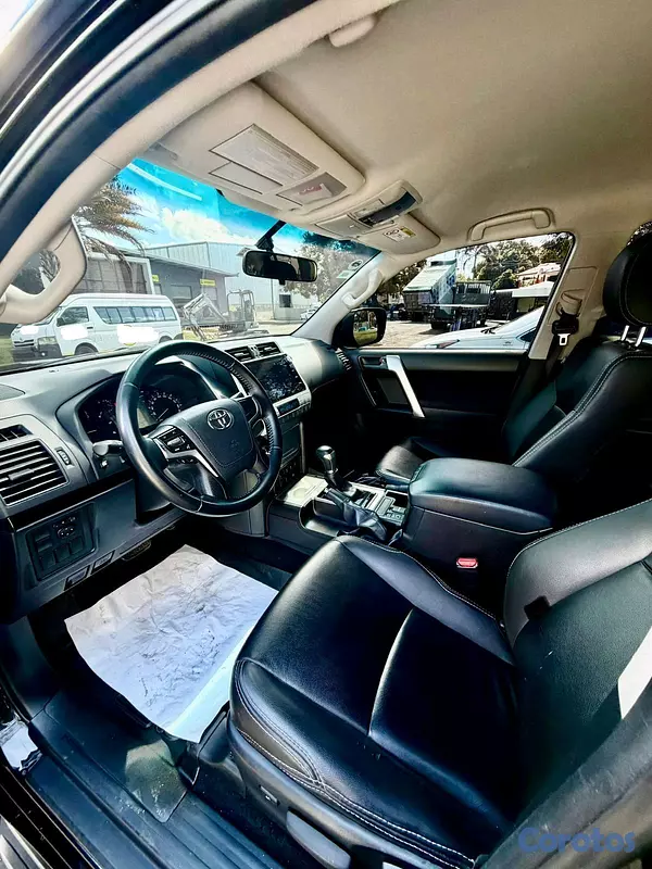 jeepetas y camionetas - Toyota land cruicer prado txl 2023 10