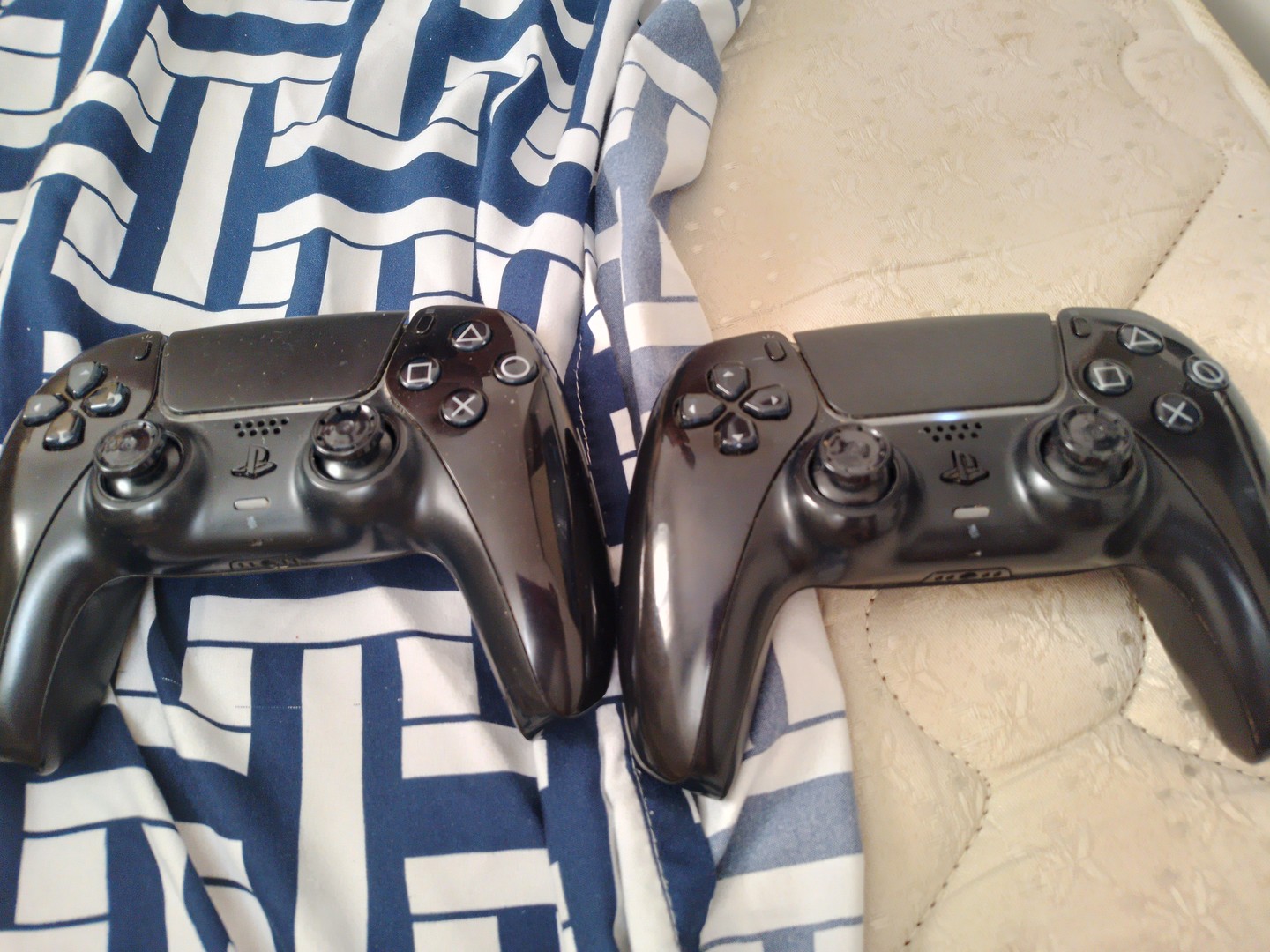 consolas y videojuegos - Negociable, exelente condicion 4