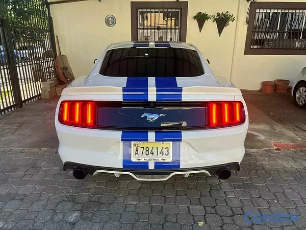 carros - se vende ford mustang eco boost  5