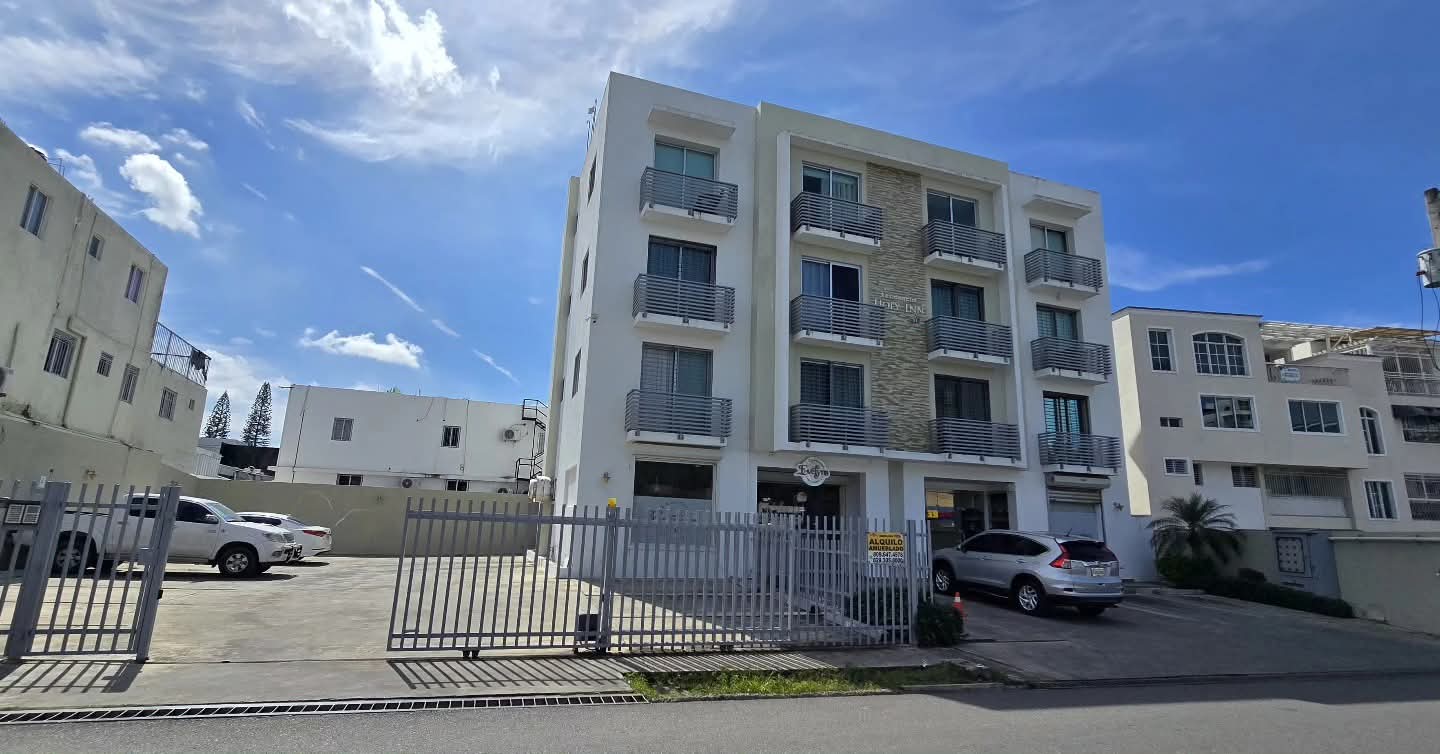 apartamentos - RENTO ESTUDIO AMUEBLADO 4TO PISO  ATRAS DE UNIÓN MEDICA CALLE LEON JIMÉNEZ  4