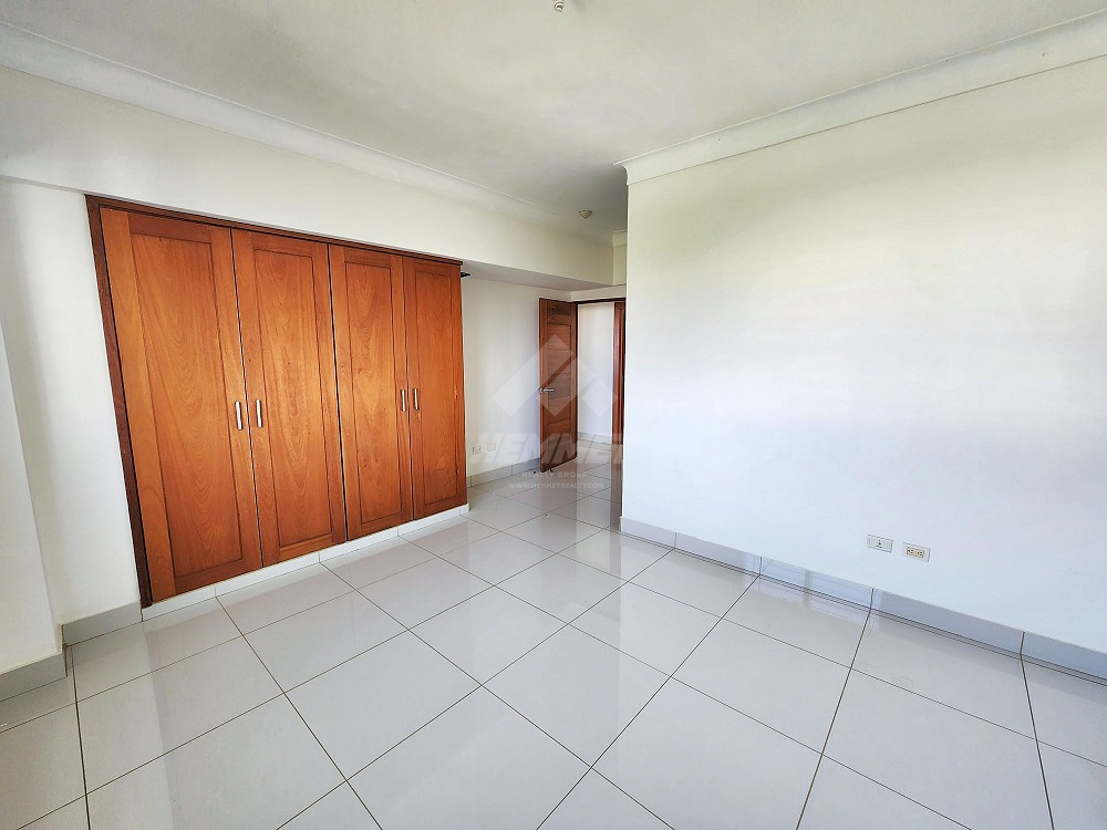 apartamentos - TORRE ASCENSOR Y PLANTA FULL LA ESMERALDA STGO. 6