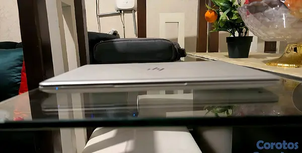 computadoras y laptops - HP EliteBook 830 g5 8tg 4