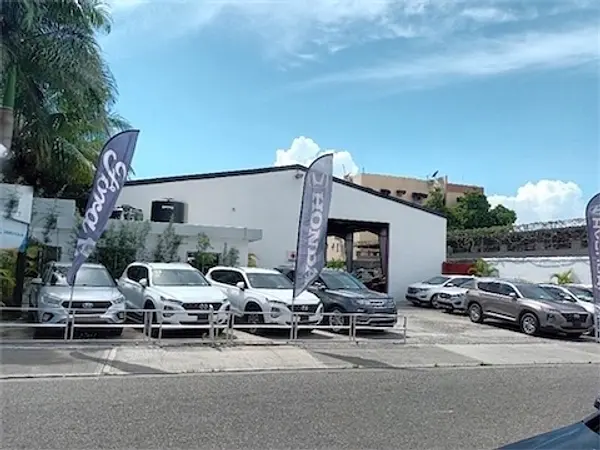oficinas y locales comerciales - Nave amplia en el millon 4