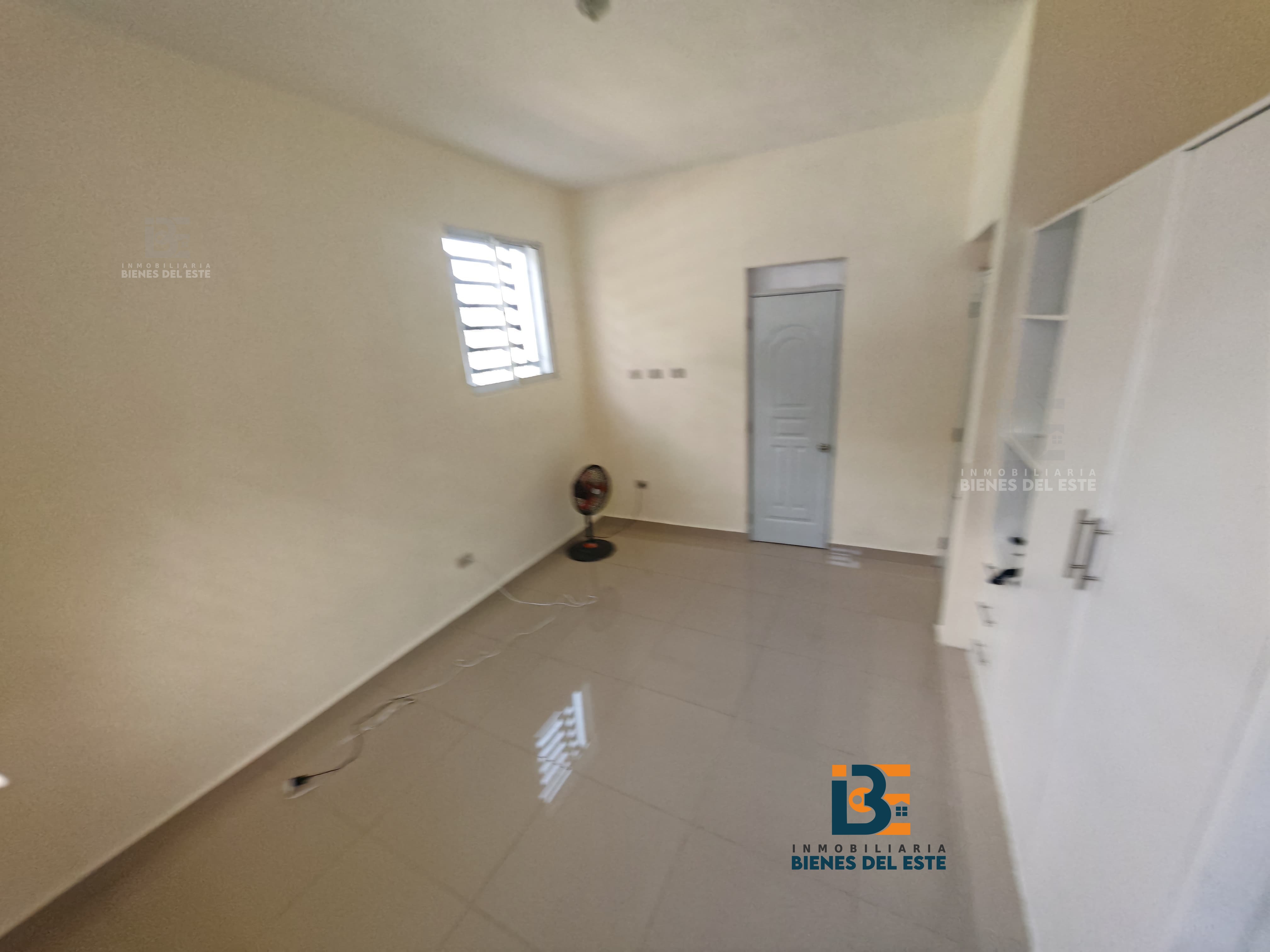 casas - Se Vende Vivienda Nueva, con mucho Patio en SPM. 4