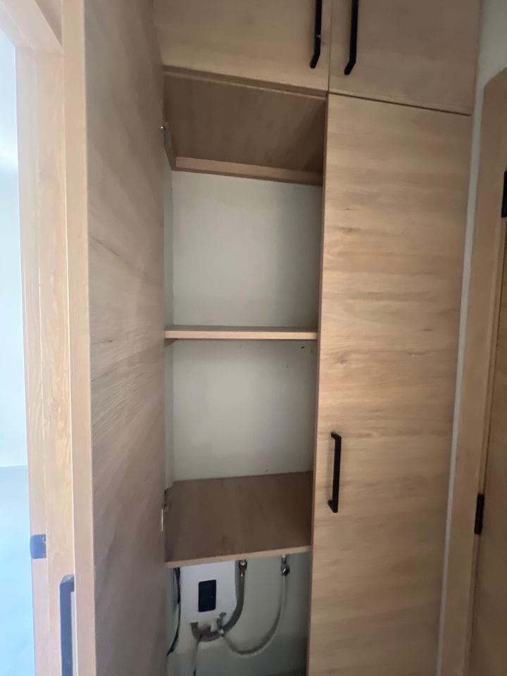 casas - Se Vende Apartamento nuevo Ubicado Prox. a la playa en Juan Dolio  4