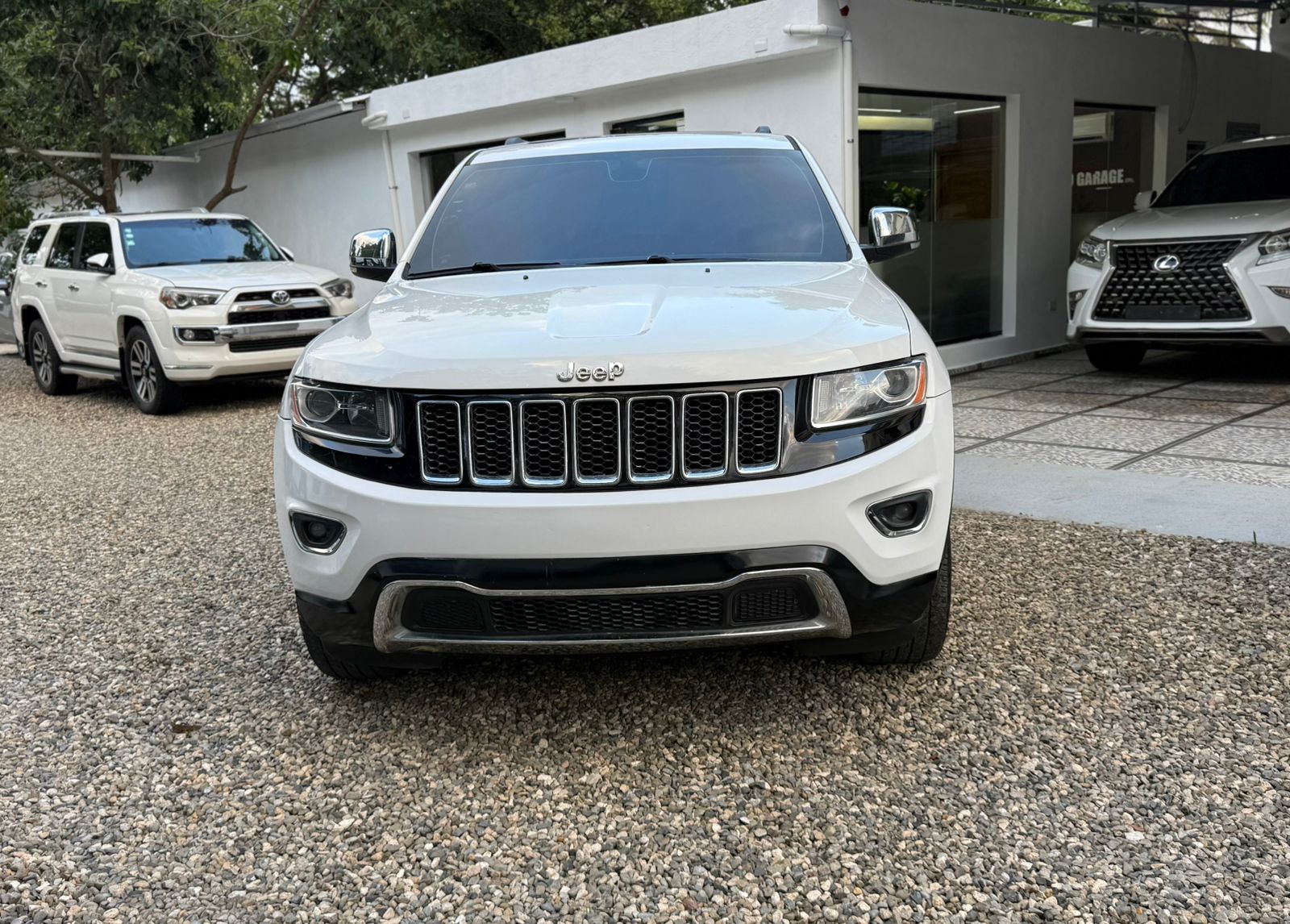 jeepetas y camionetas - Jeep grand cherokee limited 4x4 2015  0