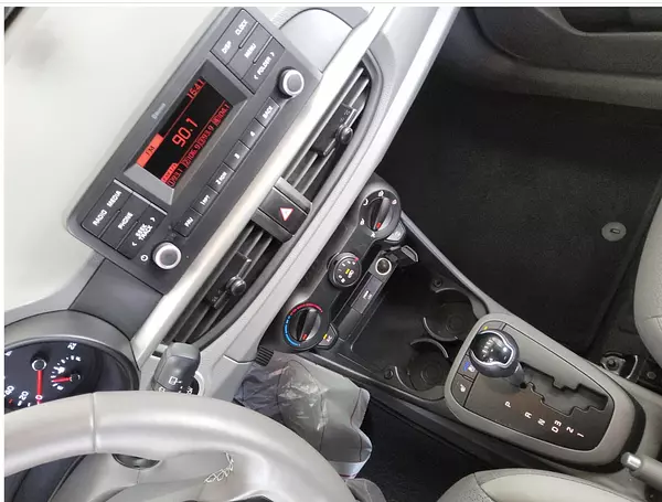 carros - KIA MORNING URBAN 2021 BLANCO GASOLINA 8