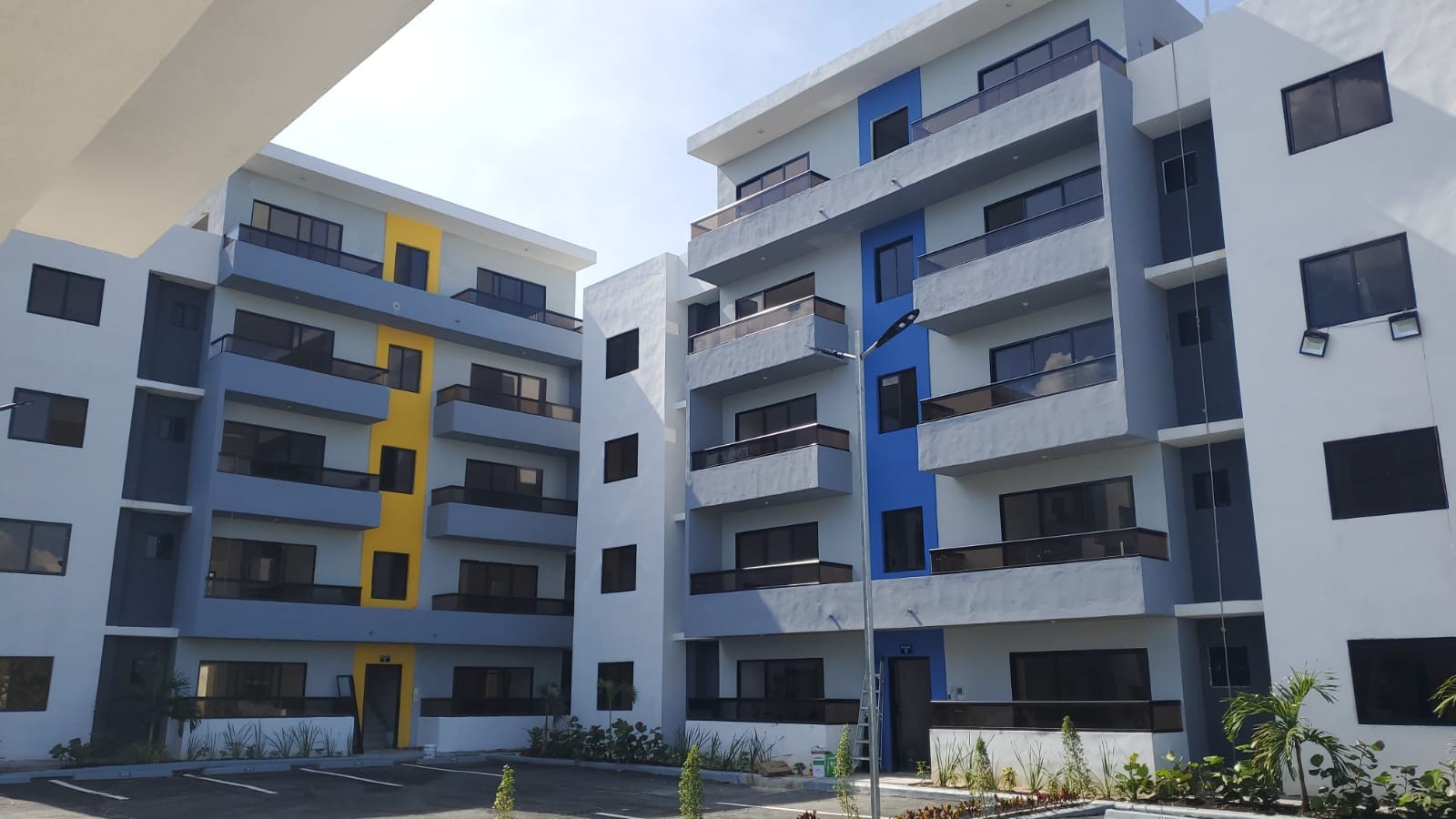 apartamentos - Apartamentos con Nevera, estufa, lavadora y aire (Aut. Américas. Bono Vivienda 0