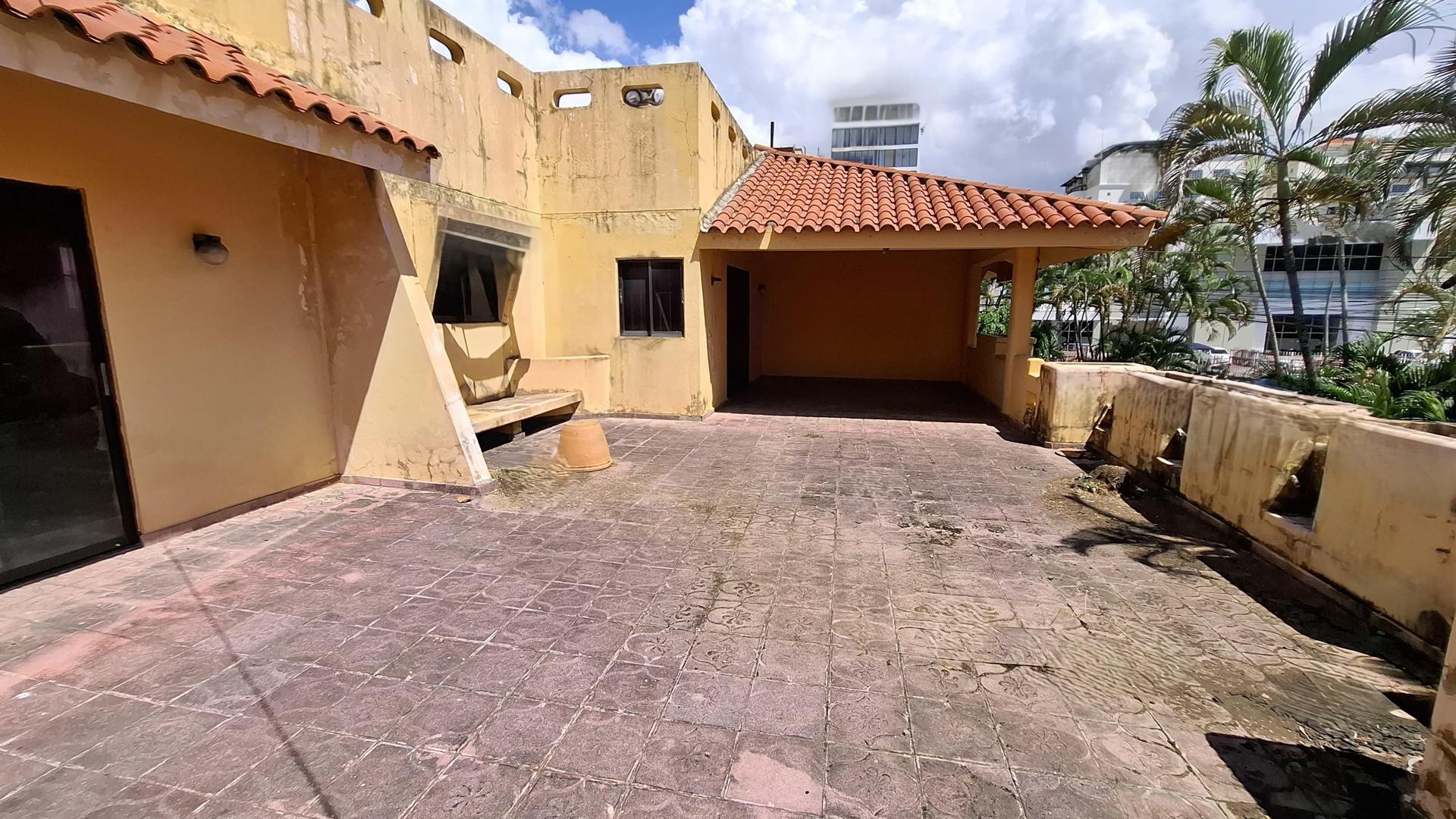 casas - ALQUILER DE CASA EN SECTOR DE NACO – TERRENO 637.5M2 4