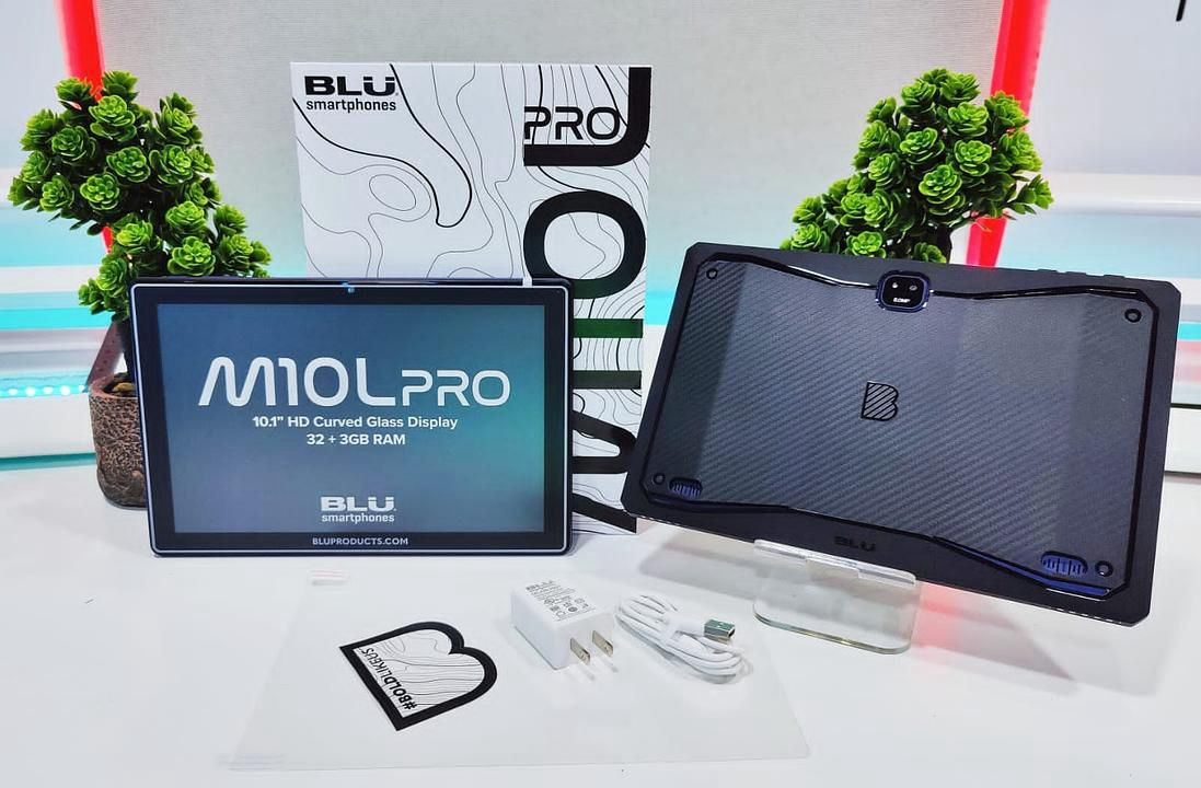 celulares y tabletas - TABLET BLU PRO 10 PUL TRAE COVER Y PROTECTOR