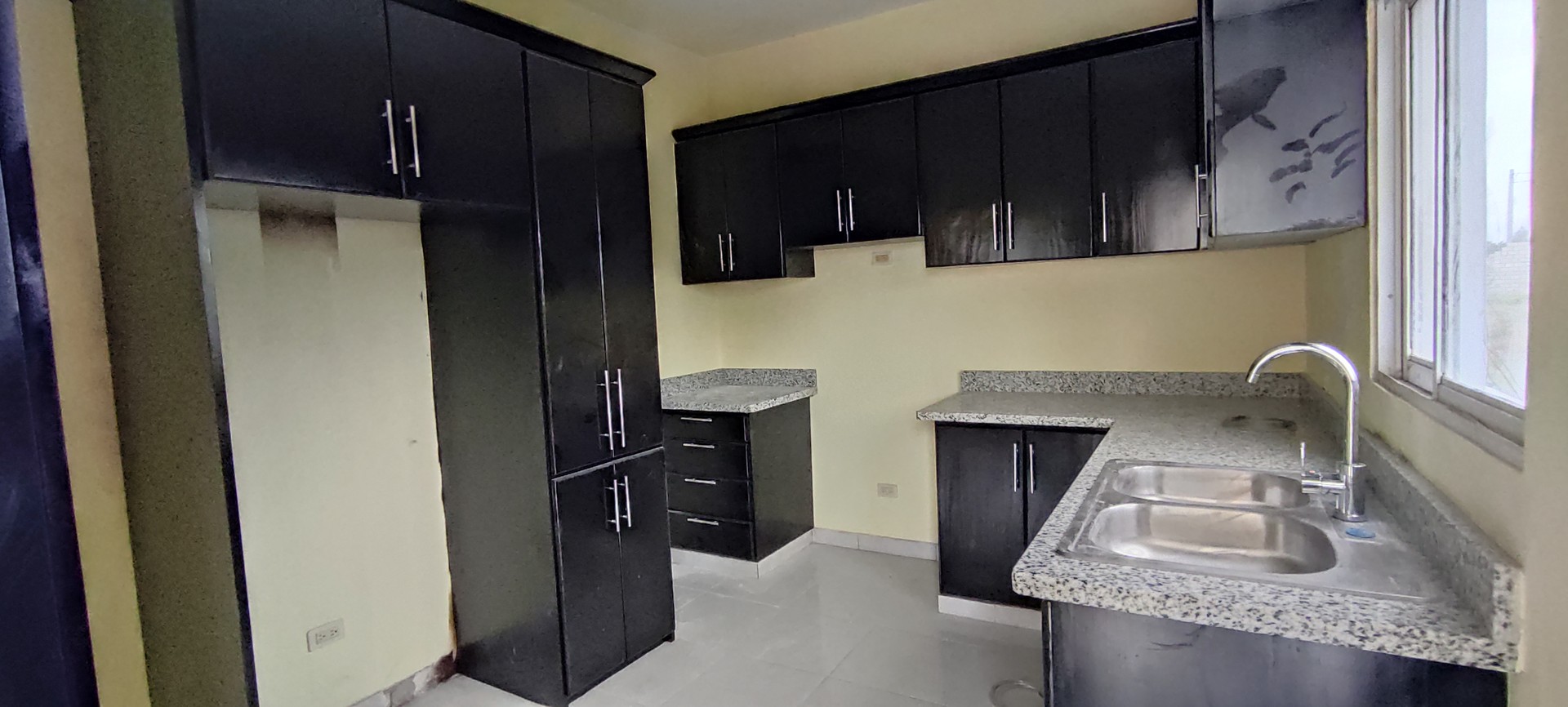 casas - Se Vende  Hermosa y Nueva  Casa en Residencial Naime 7