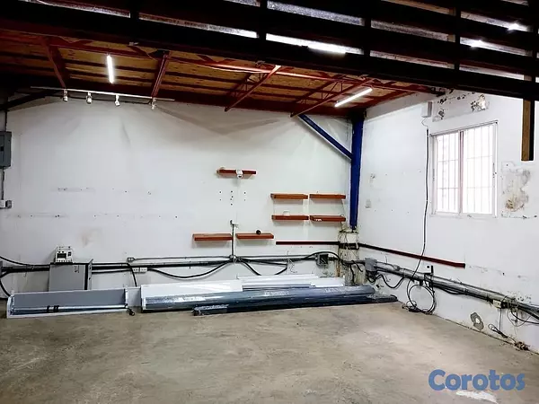 otros inmuebles - Nave en Alquiler Herrera  2