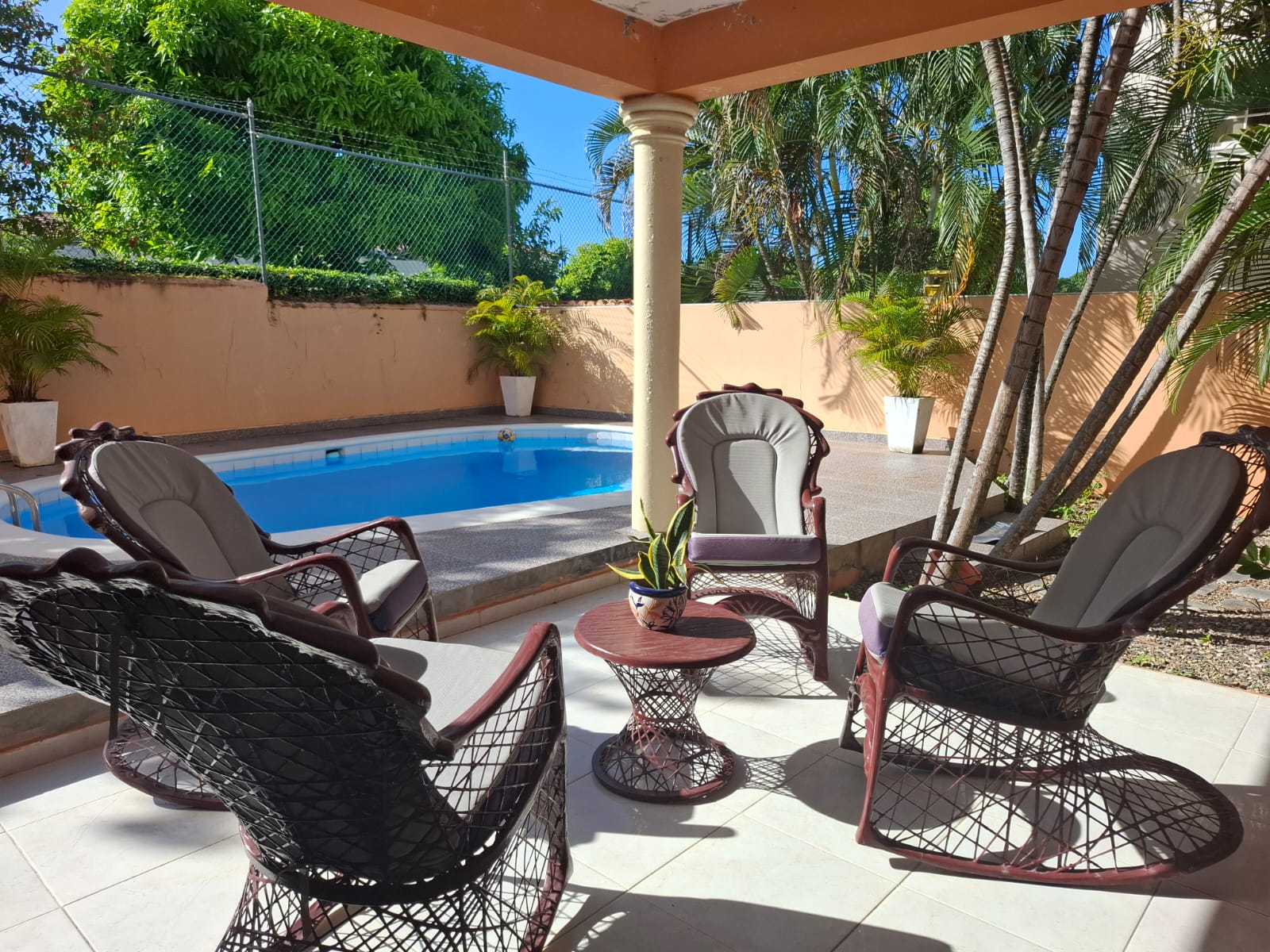 casas - Casa Amueblada de 3 Habitaciones con Piscina  6