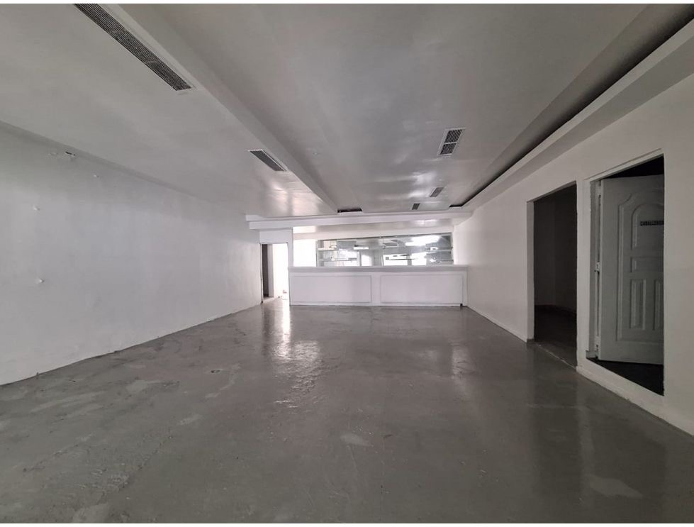 oficinas y locales comerciales - local en la misma av kennedy 8