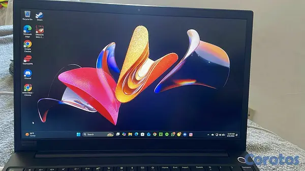 computadoras y laptops - Lenovo Thinkpad E15 / 15.6" 512 GB 16 GB RAM 6