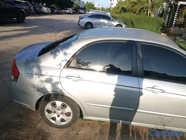 carros - Kia spectra 2008 4