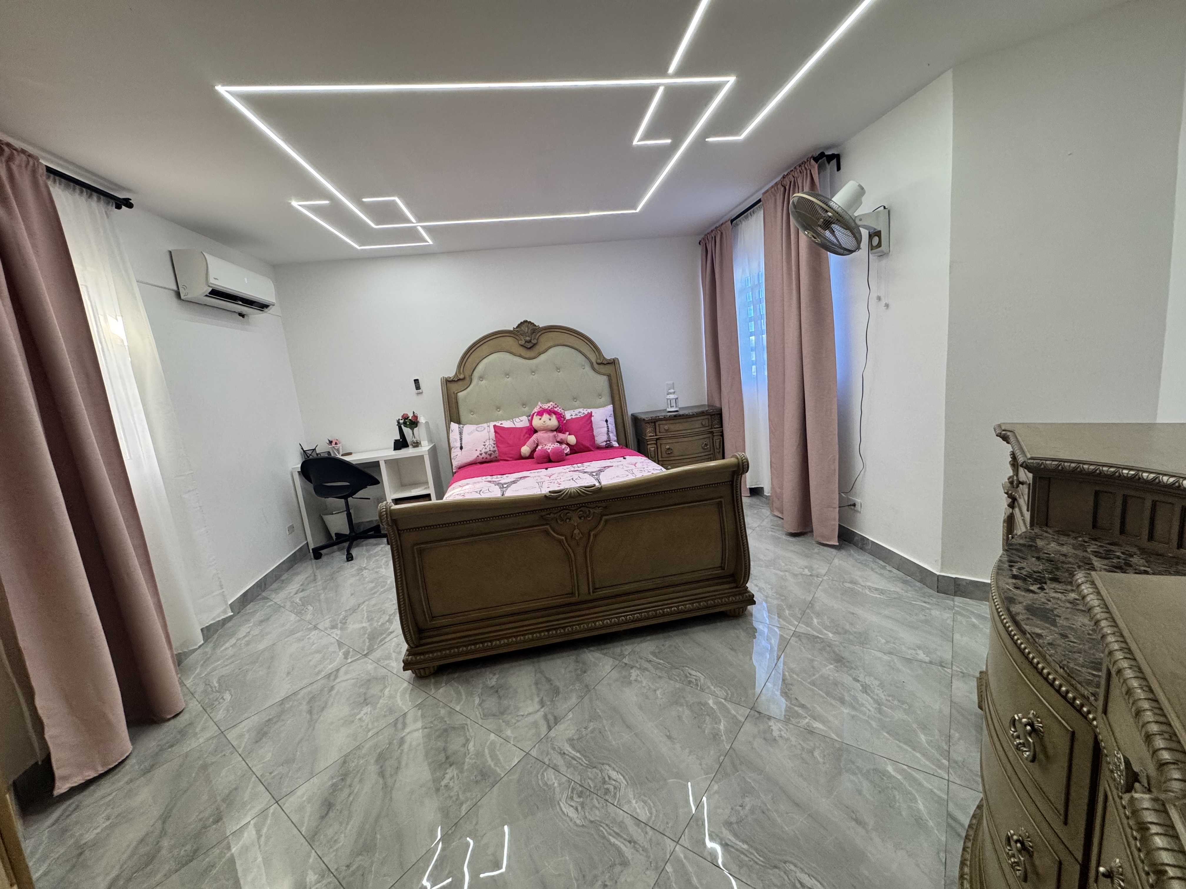 casas - venta de casa de lujo en autopista de san isidro brisa oriental Santo Domingo  2