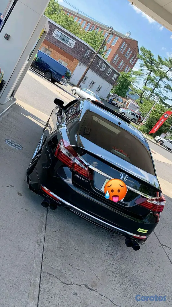 carros - el carro se trajo de Estados Unidos todo al día impecable mucho extras  5