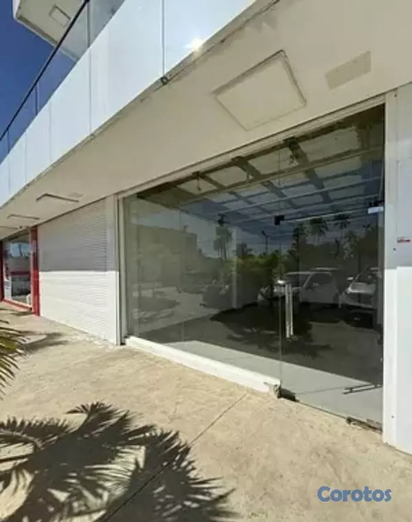 oficinas y locales comerciales - Local comercial en alquiler en Los Frailes de 46m2
ALQUILER
US$ 1,000 2