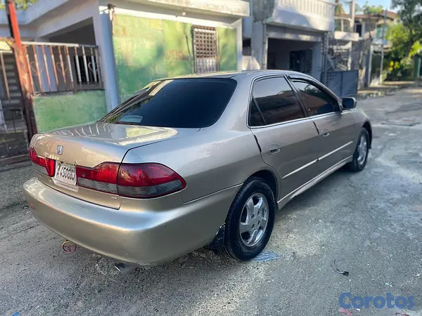 carros - Honda Accord 2001 carro nítido en venta  4